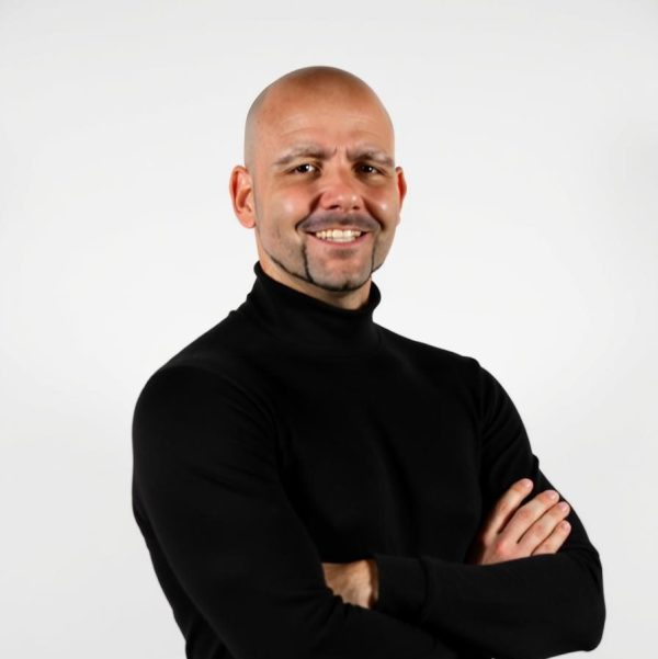 מוטי אלנקוה